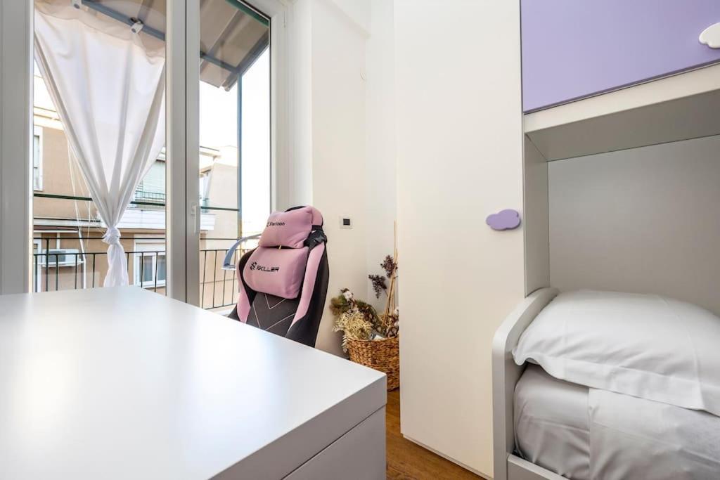 Stylish Apartment Rome Air Conditionig Wifi Tv 50 Metro 4 Minutes Away Eksteriør bilde